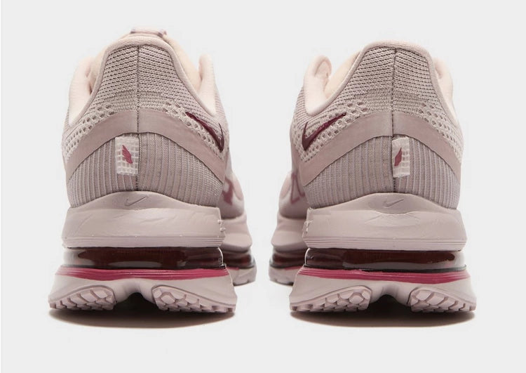 Nike Women's Road Running Shoes Pegasus Premium